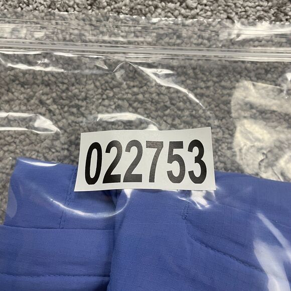 Columbia GRT Active Shirt Womens Small Blue Button Down Long Sleeve Zip Pockets - Picture 12 of 12